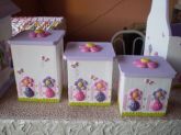 trio de caixas lilás